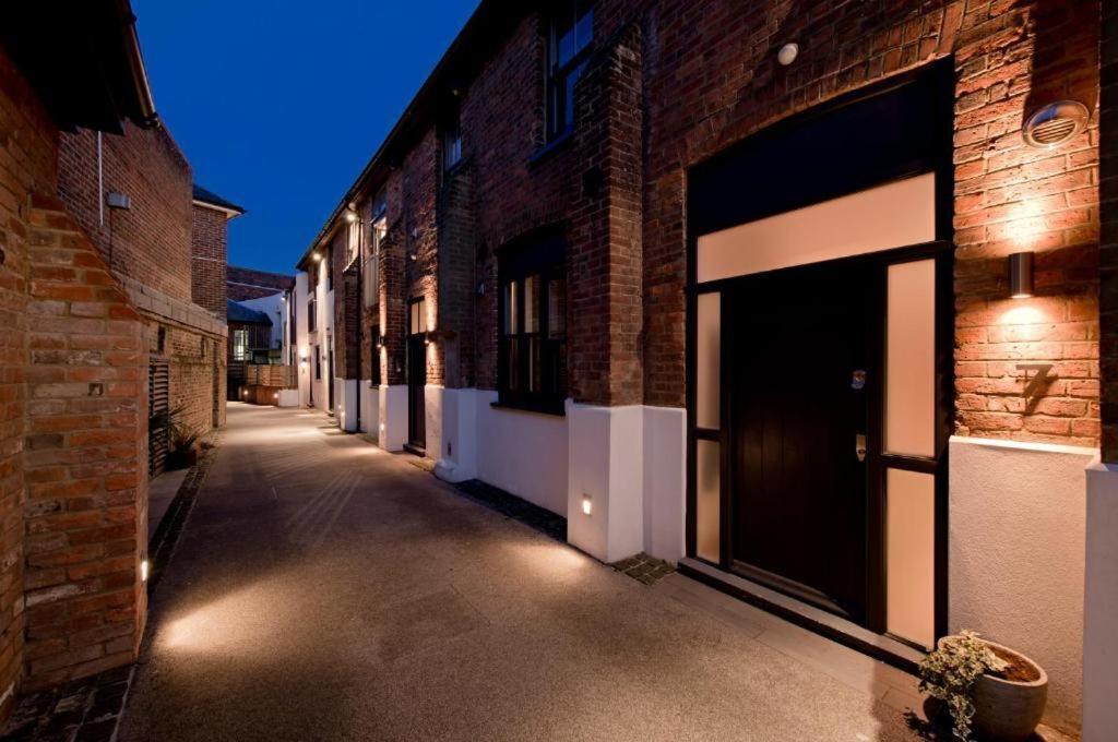 Central Two Bedroom Apartments St Albans By Central Stays Short Lets & Serviced Accommodation With Free Parking ห้อง รูปภาพ