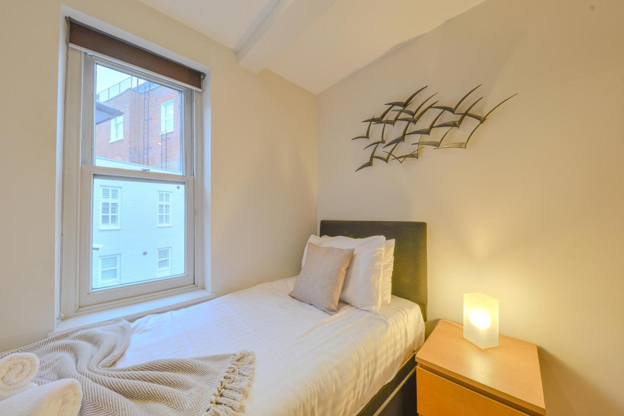 Central Two Bedroom Apartments St Albans By Central Stays Short Lets & Serviced Accommodation With Free Parking ห้อง รูปภาพ